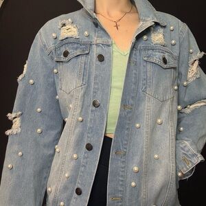 Between Us Pearl Studded Distressed Denim Jacket Size M Light Wash